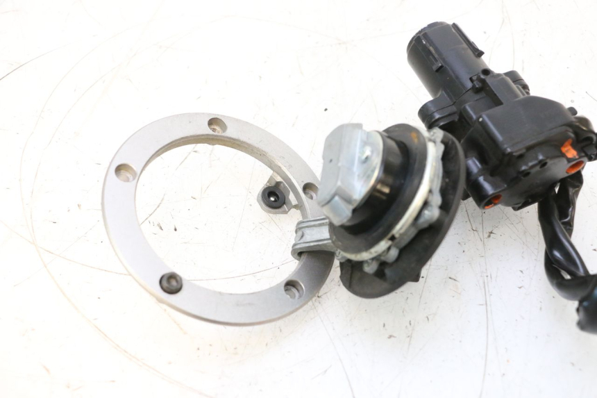 photo de KIT DE LLAVES KAWASAKI ER-6 ER6 F ABS 650 (2012 - 2016) - Detalle de la pieza