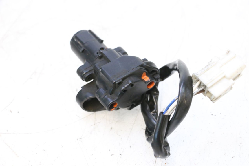 photo de KIT DE LLAVES KAWASAKI ER-6 ER6 F ABS 650 (2012 - 2016) - Zoom estado de uso