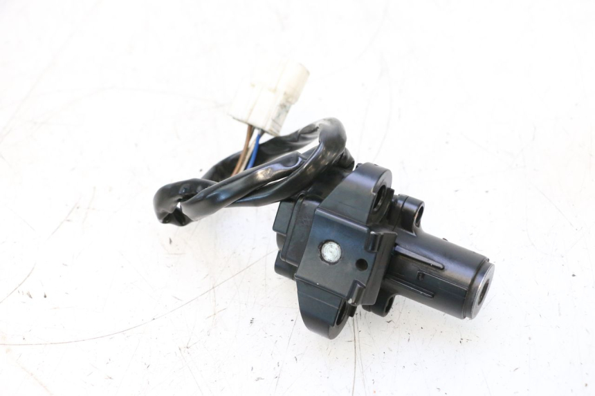 photo de KIT DE LLAVES KAWASAKI ER-6 ER6 F ABS 650 (2012 - 2016) - Primer plano técnico