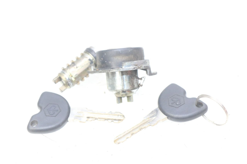photo de KIT DE CERRADURA Y LLAVE NEIMAN PIAGGIO FLY 100 (2006 - 2010) - Detalle de la pieza