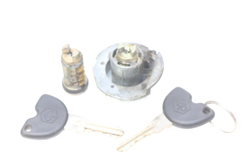 photo de KIT DE CERRADURA Y LLAVE NEIMAN PIAGGIO FLY 100 (2006 - 2010) - Otra perspectiva