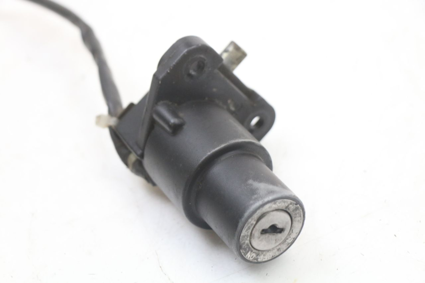 photo de KIT DE LLAVES HYOSUNG GF 125 (2001 - 2005) - Primer plano técnico