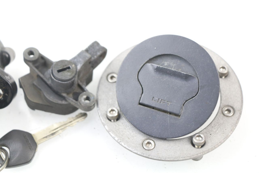 photo de KIT DE LLAVES SUZUKI GSF N BANDIT 600 (1996 - 1999) - Características distintivas