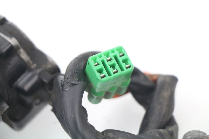 photo de KIT DE LLAVES SUZUKI GSF N BANDIT 600 (1996 - 1999) - Primer plano técnico