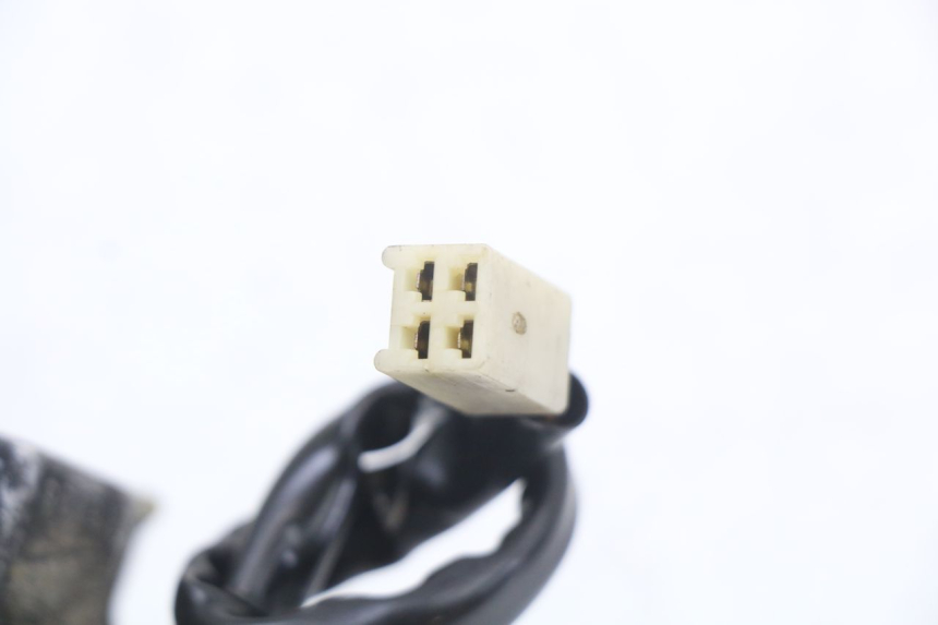 photo de KIT DE LLAVES SUZUKI GSX E 250 (1982 - 1983) - Detalles de los puntos de fijación