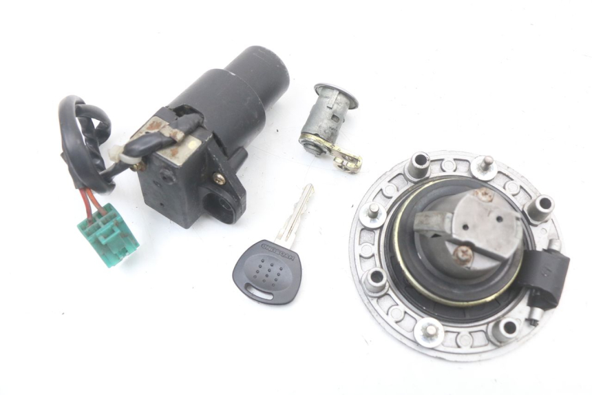 photo de KIT DE LLAVES HYOSUNG GTR 125 (2006 - 2008) - Detalle de la pieza