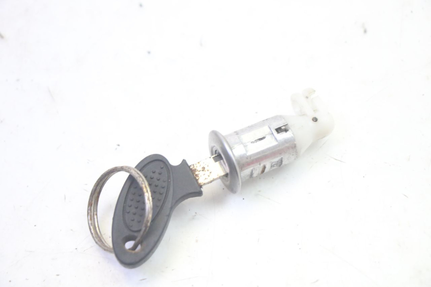 photo de KIT DE LLAVES EUROCKA GTR 50 (2018 - 2021) - Marcados y referencias originales