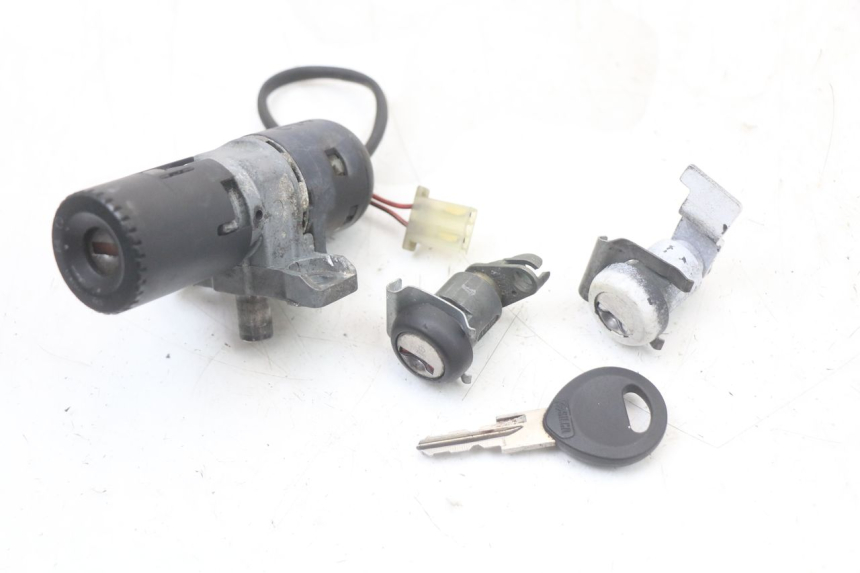photo de KIT DE LLAVES HONDA NES AROBASE 125 (2000 - 2003) - Vista principal