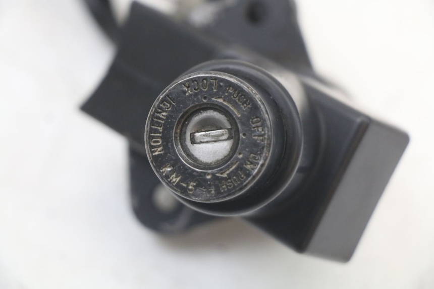 photo de KIT DE LLAVES KAWASAKI GTR 1000 (1994 - 2004) - Otra perspectiva