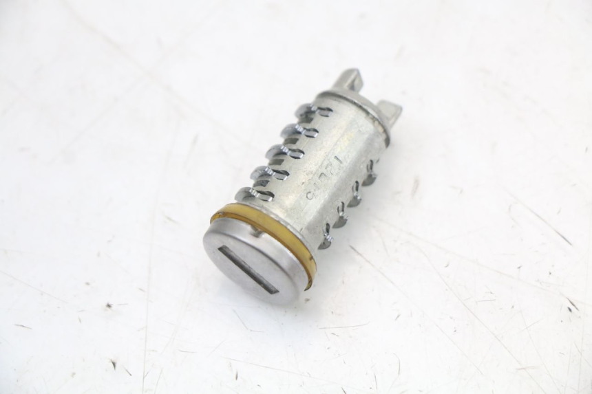 photo de KIT DE LLAVES PIAGGIO LIBERTY 4T 50 (2004 - 2008) - Recambio usado revisado