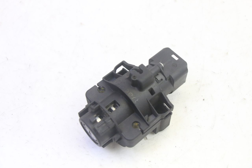 photo de KIT DE LLAVES PIAGGIO MP3 HPE 350 (2018 - 2020) - Zoom estado de uso