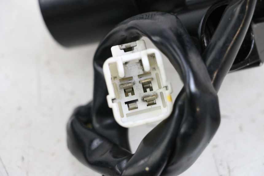 photo de KIT DE LLAVES KAWASAKI NINJA 400 (2018 - 2023) - Primer plano técnico