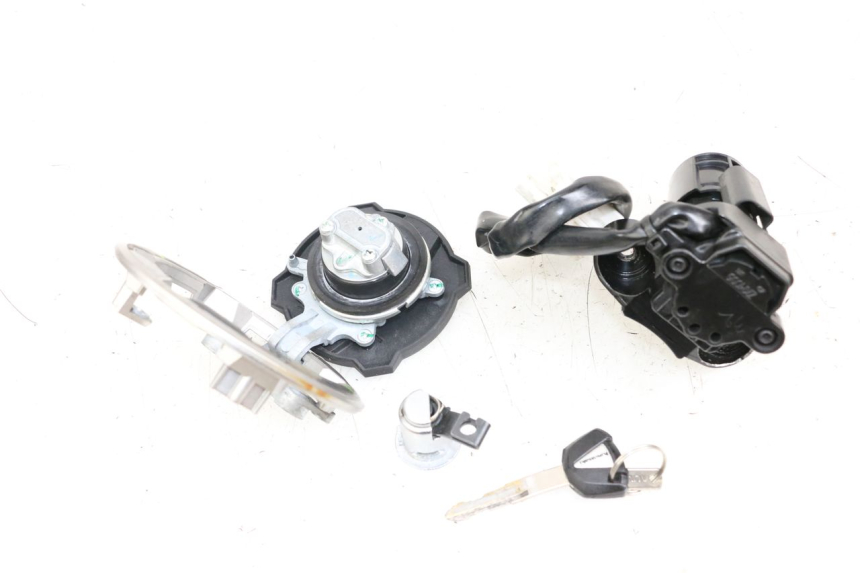 photo de KIT DE LLAVES KAWASAKI NINJA 400 (2018 - 2023) - Vista general del producto