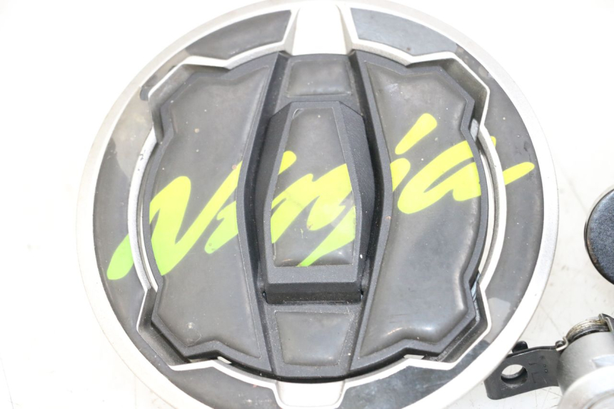 photo de KIT DE LLAVES KAWASAKI NINJA 400 (2018 - 2023) - Recambio usado revisado