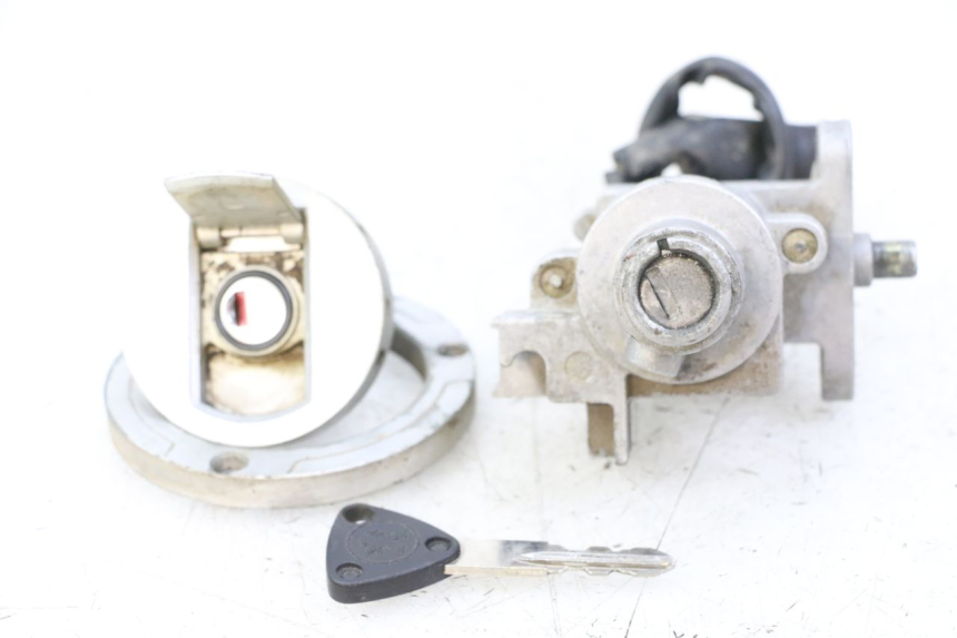 photo de KIT DE LLAVES PEUGEOT SPEEDFIGHT 3 LC 2T 50 (2009 - 2015) - Vista principal