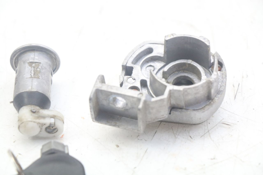 photo de KIT DE LLAVES DOLPHIN PYGMY 1 (2020 - 2024) - Detalle de la pieza