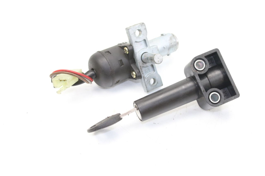 photo de KIT DE CERRADURA Y LLAVE NEIMAN YAMAHA SLIDER NAKED 50 (2004 - 2018) - Vista principal