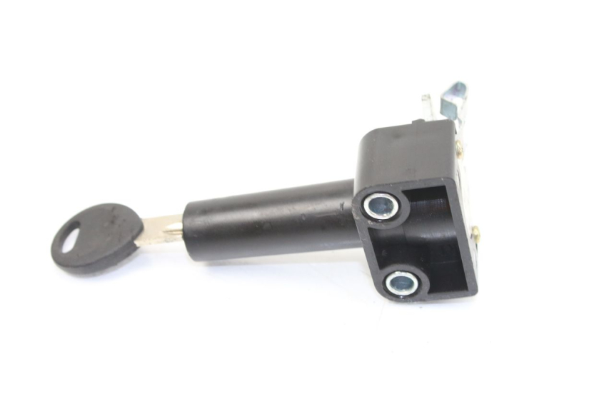 photo de KIT DE CERRADURA Y LLAVE NEIMAN YAMAHA SLIDER NAKED 50 (2004 - 2018) - Otra perspectiva