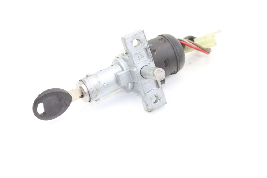 photo de KIT DE CERRADURA Y LLAVE NEIMAN YAMAHA SLIDER NAKED 50 (2004 - 2018) - Estado de la superficie y material