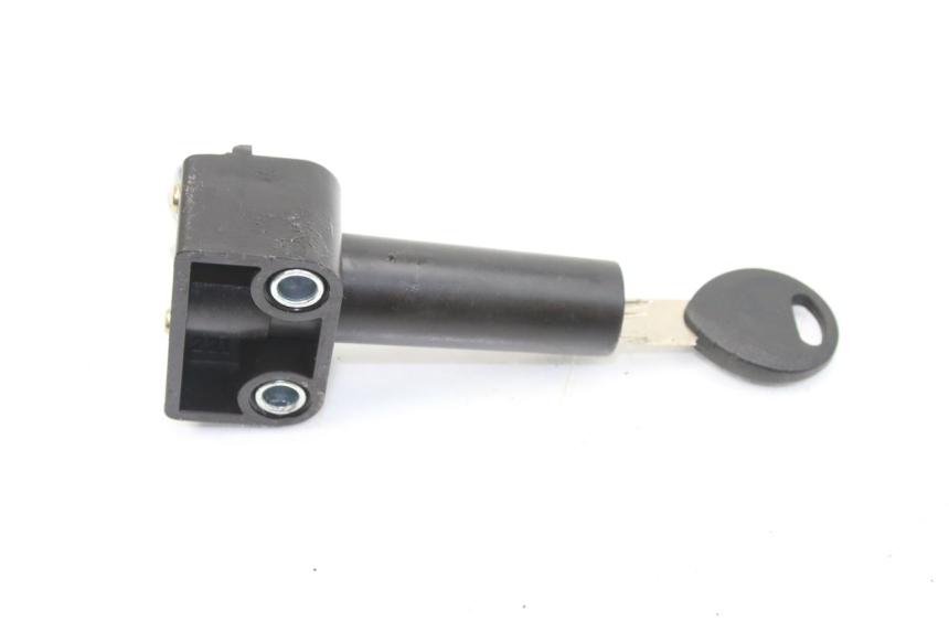 photo de KIT DE CERRADURA Y LLAVE NEIMAN YAMAHA SLIDER NAKED 50 (2004 - 2018) - Marcados y referencias originales