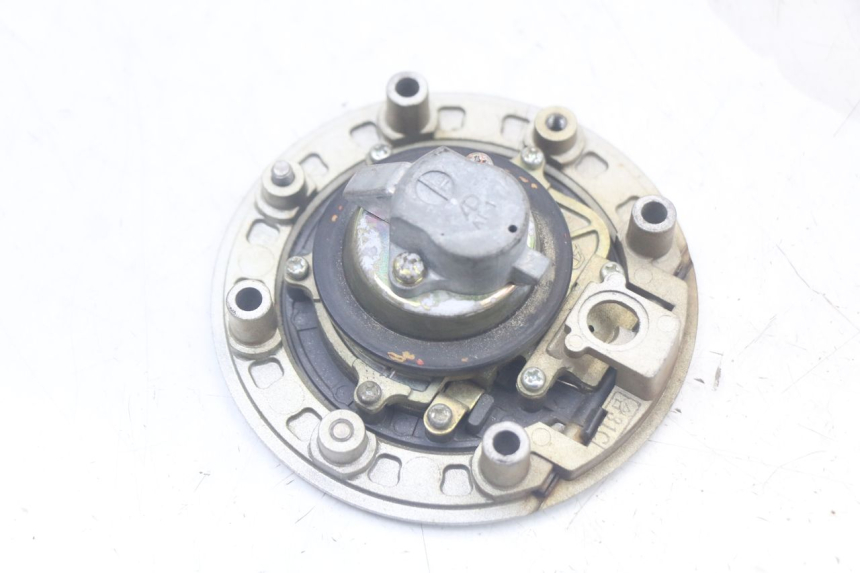 photo de KIT DE CERRADURA Y LLAVE NEIMAN SUZUKI SV N 650 (1999 - 2002) - Zoom sobre los componentes