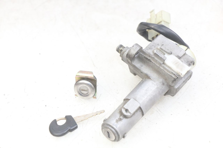 photo de KIT DE CERRADURA Y LLAVE NEIMAN SYM SYMPHONY 125 (2009 - 2015) - Vista principal