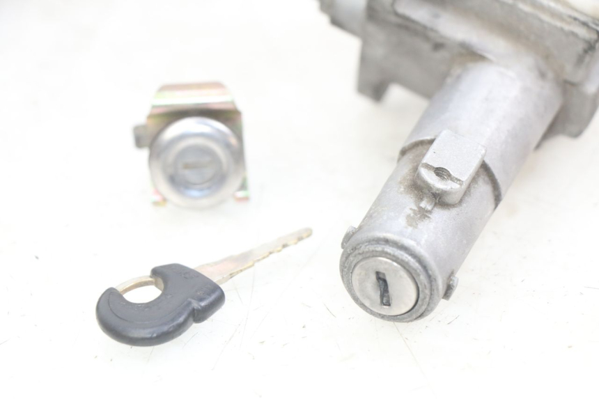 photo de KIT DE CERRADURA Y LLAVE NEIMAN SYM SYMPHONY 125 (2009 - 2015) - Vista general del producto