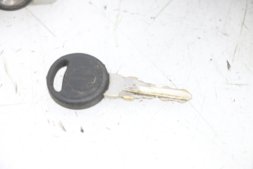 photo de KIT DE LLAVES YAMAHA TZR 50 (2008 - 2016) - Marcados y referencias originales