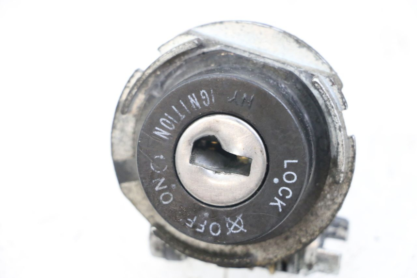 photo de KIT DE CERRADURA Y LLAVE NEIMAN PIAGGIO ZIP 2T 50 (2009 - 2019) - Detalle de la pieza