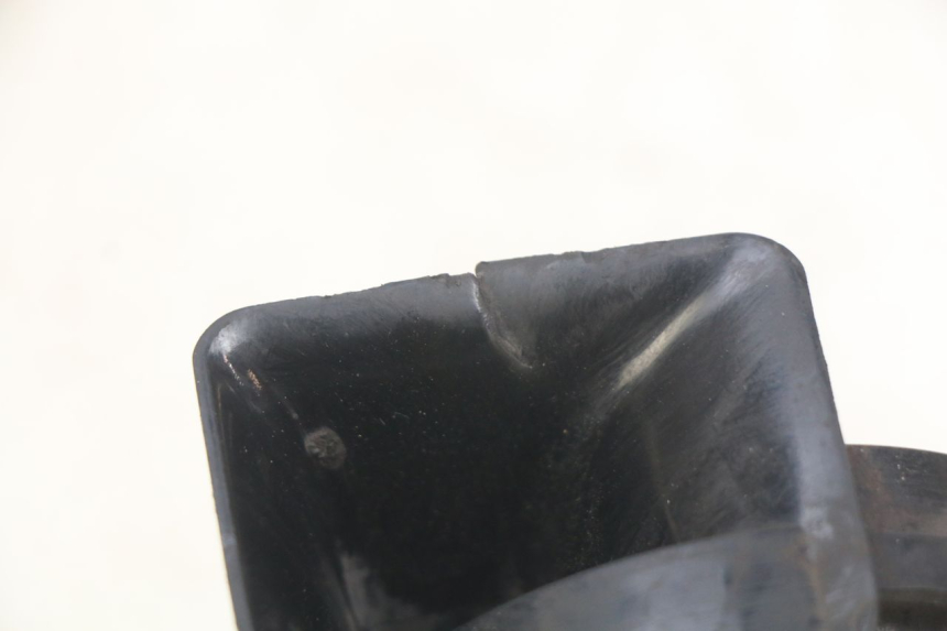 photo de CLAXON GILERA GP 800 (2007 - 2013) - Zoom estado de uso