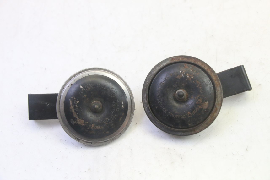 photo de CLAXON KAWASAKI GPZ RX 1000 (1986 - 1988) - Vista principal