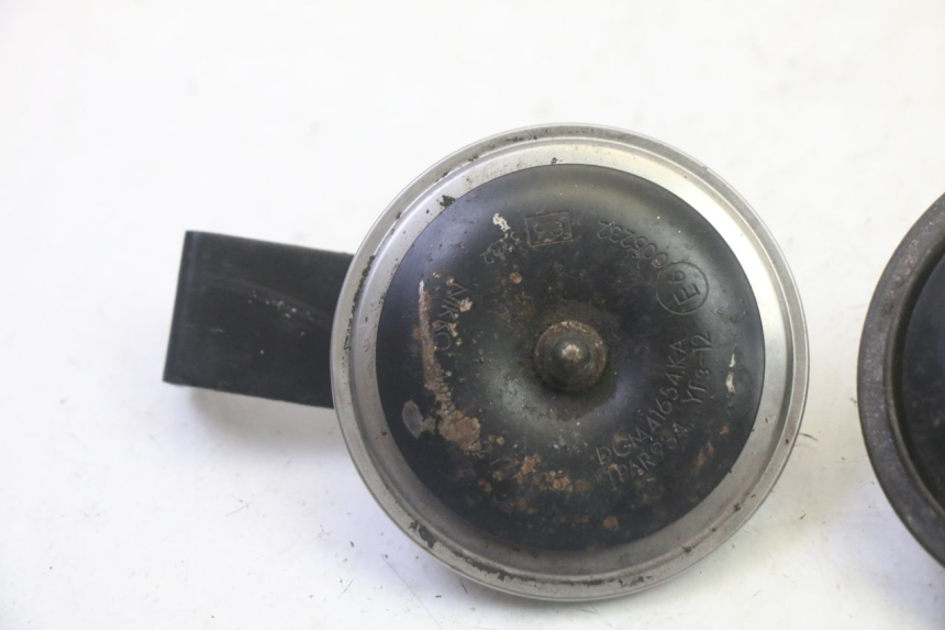 photo de CLAXON KAWASAKI GPZ RX 1000 (1986 - 1988) - Detalle de la pieza