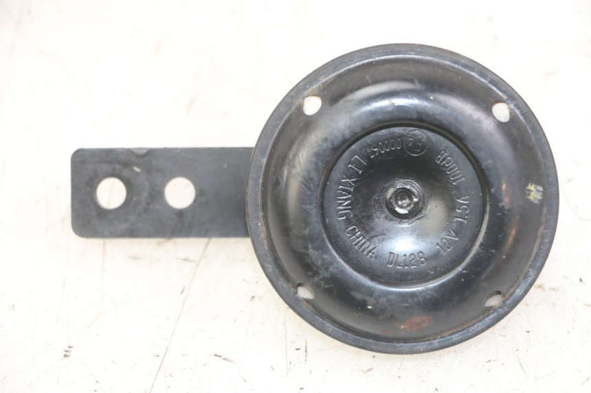 photo de CLAXON PEUGEOT JET FORCE CARBU 50 (2003 - 2016) - Vista principal