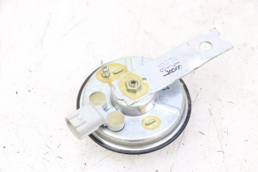 photo de CLAXON SYM JOYMAX 125 (2010 - 2017) - Detalle de la pieza