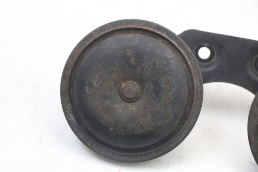 photo de CLAXON KAWASAKI GTR 1000 (1994 - 2004) - Detalle de la pieza