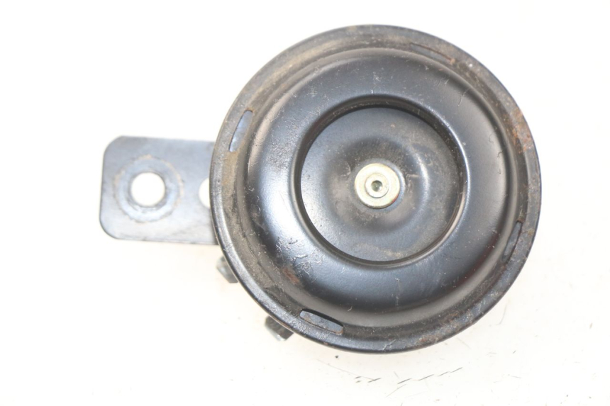 photo de CLAXON PEUGEOT KISBEE 2T 50 (2010 - 2017) - Vista principal