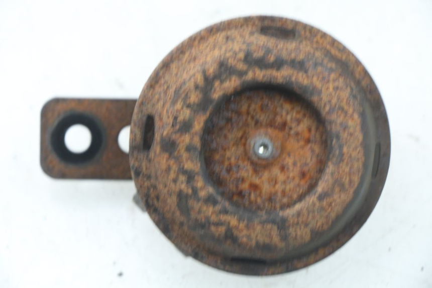 photo de CLAXON PEUGEOT KISBEE 2T 50 (2010 - 2017) - Vista principal