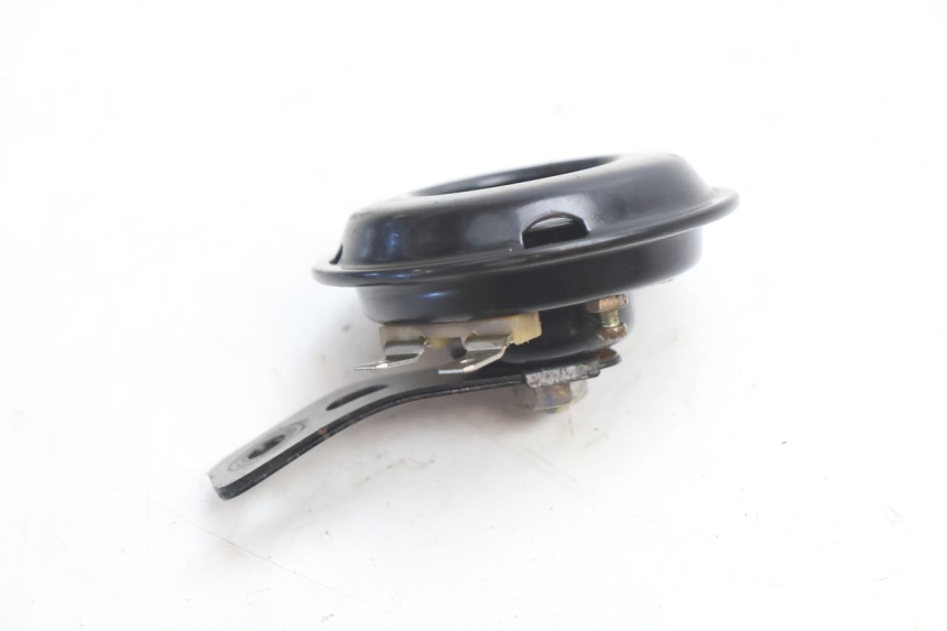 photo de CLAXON PEUGEOT KISBEE 2T 50 (2010 - 2017) - Detalle de la pieza