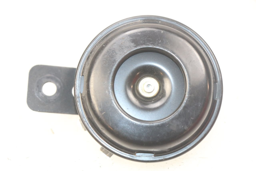 photo de CLAXON PEUGEOT KISBEE 4T 50 (2018 - 2022) - Vista principal