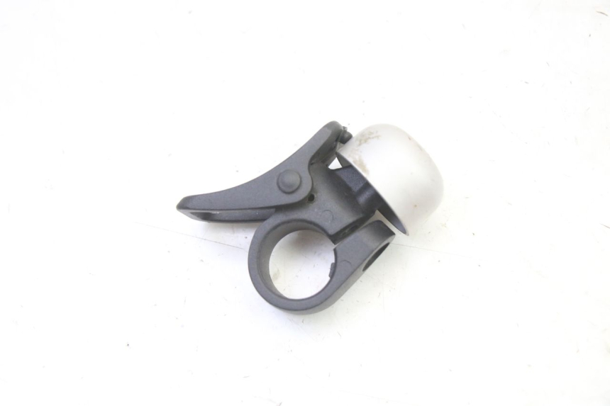 photo de CLAXON XIAOMI MI PRO 2 1 - Otra perspectiva