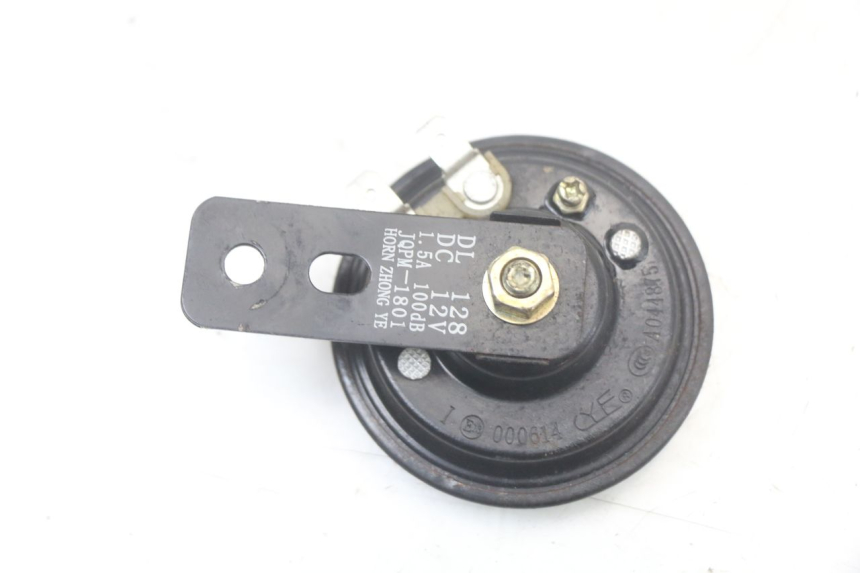 photo de CLAXON PEUGEOT STREETZONE 4T 50 (2018 - 2023) - Zoom estado de uso