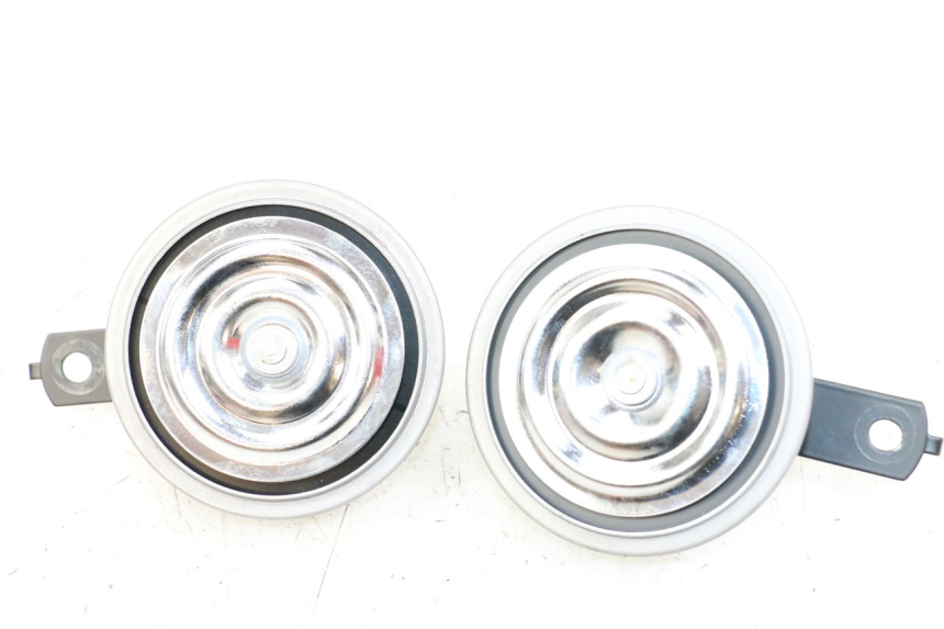 photo de CLAXON ROYAL ENFIELD CONTINENTAL GT 650 (2019 - 2024) - Vista principal