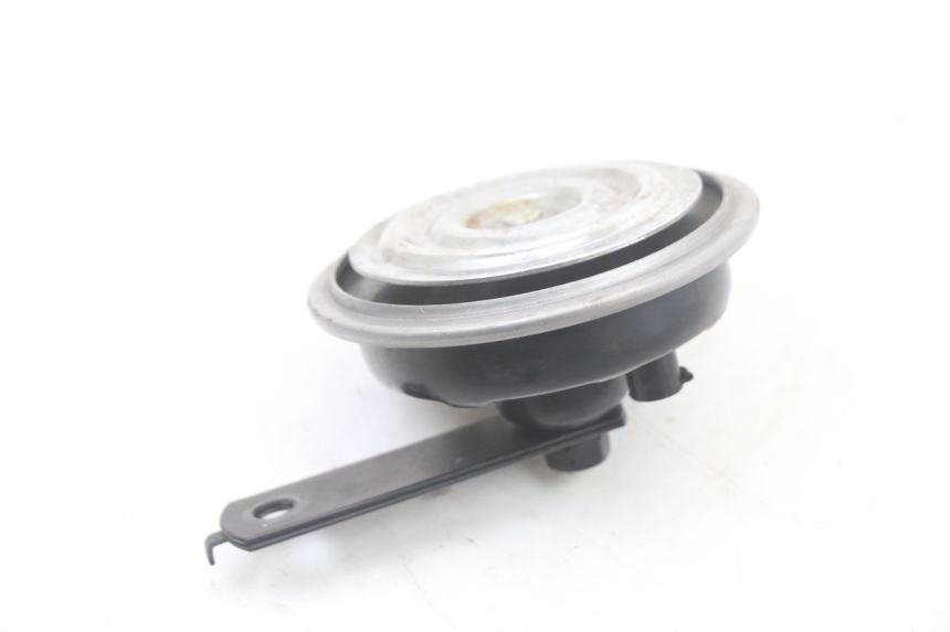 photo de CLAXON ROYAL ENFIELD HYMALAYAN 410 (2016 - 2023) - Detalle de la pieza