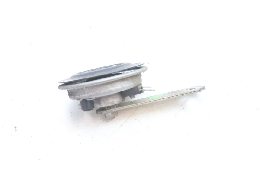 photo de CLAXON PEUGEOT SATELIS 125 (2006 - 2009) - Zoom estado de uso
