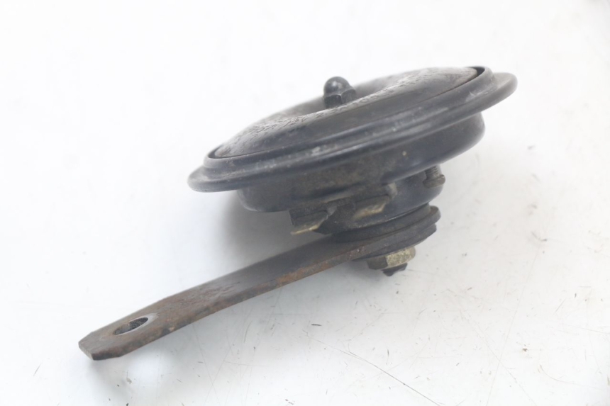 photo de CLAXON TRIUMPH SPEED TRIPLE T301 900 (1994 - 1996) - Primer plano técnico