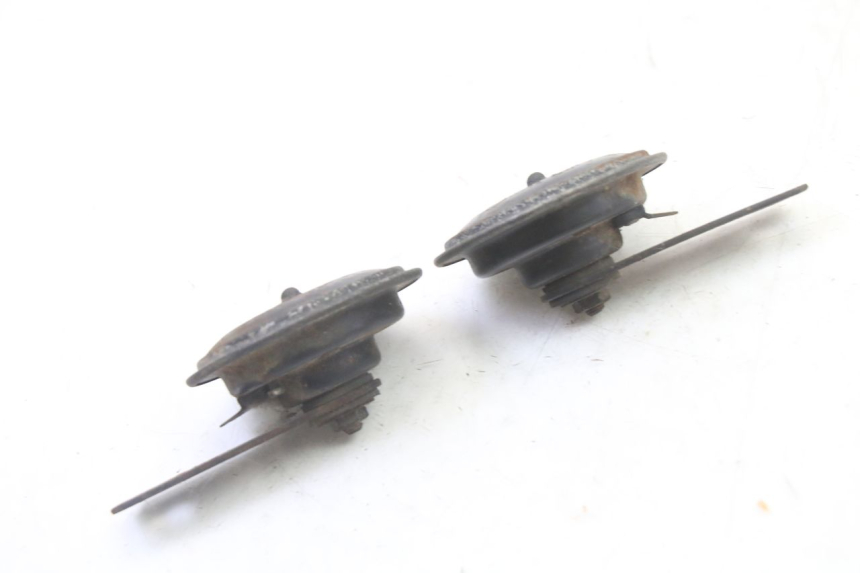 photo de CLAXON TRIUMPH SPRINT 900 (1995 - 1998) - Otra perspectiva