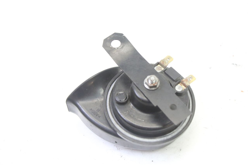 photo de CLAXON HONDA ST PAN EUROPEAN 1300 (2002 - 2013) - Zoom estado de uso