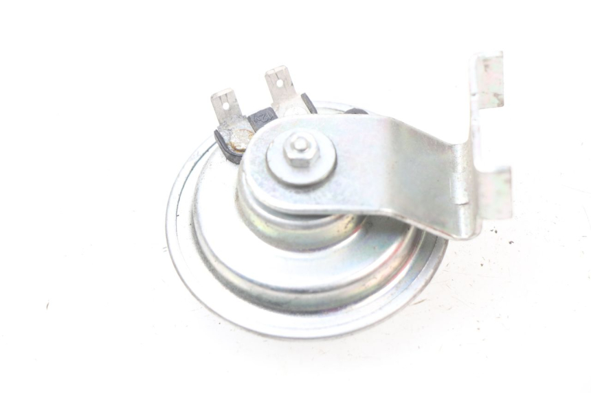 photo de CLAXON PIAGGIO VESPA GTS IE ABS 300 (2016 - 2018) - Detalle de la pieza