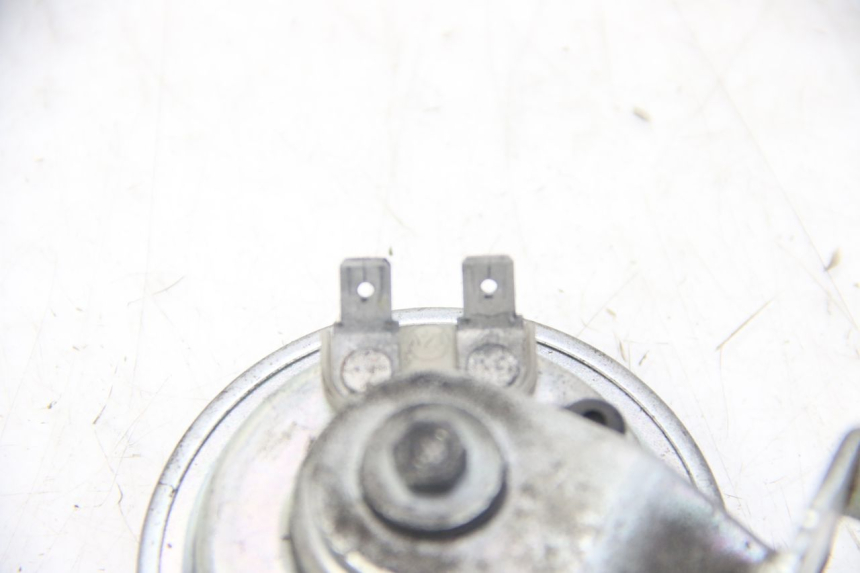 photo de CLAXON PIAGGIO VESPA SPRINT 2T 50 (2014 - 2018) - Zoom estado de uso