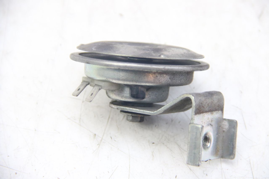 photo de CLAXON PIAGGIO VESPA SPRINT 2T 50 (2014 - 2018) - Primer plano técnico